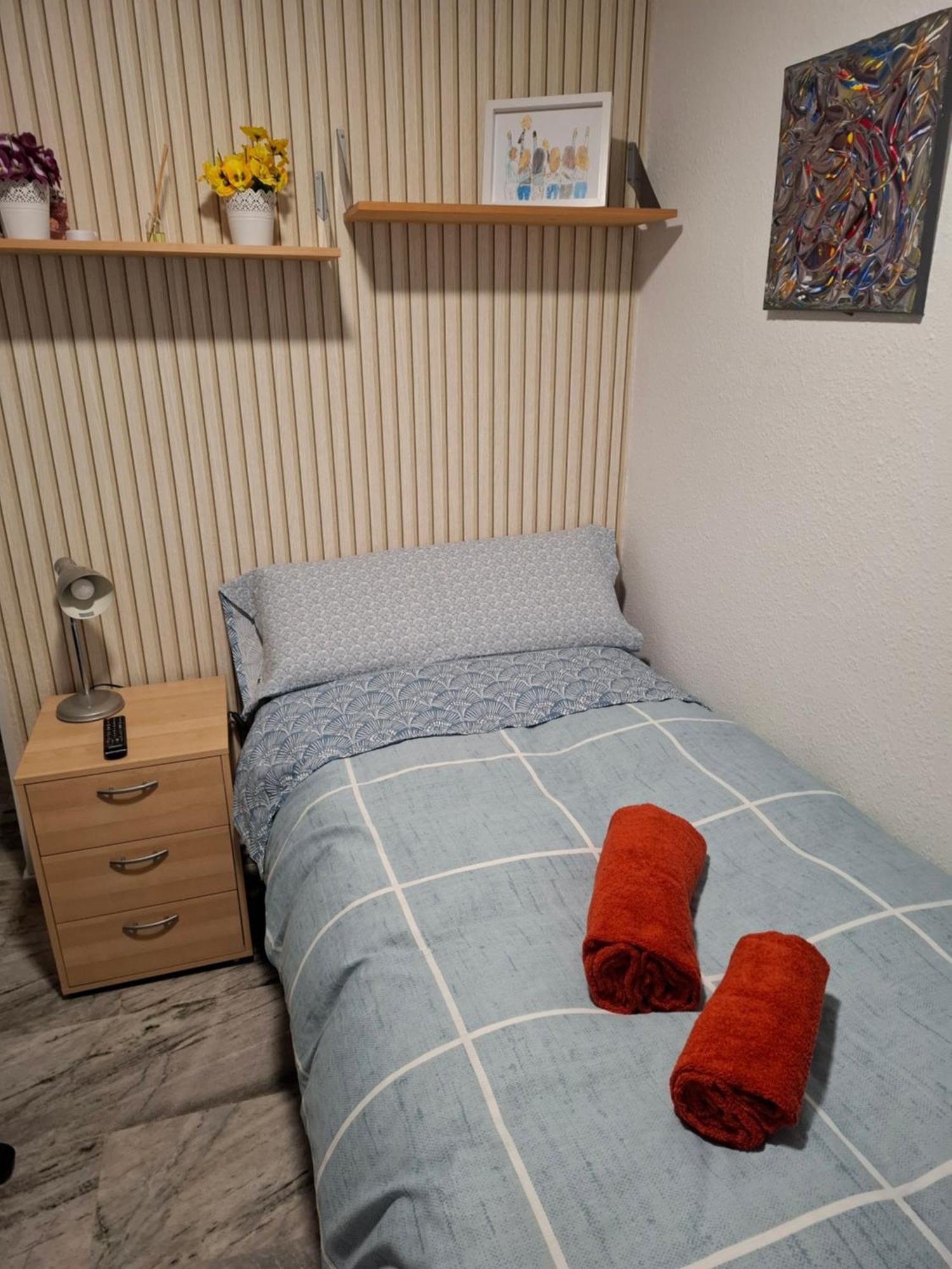Habitacion Particular Con Bano Privado Seville Ngoại thất bức ảnh